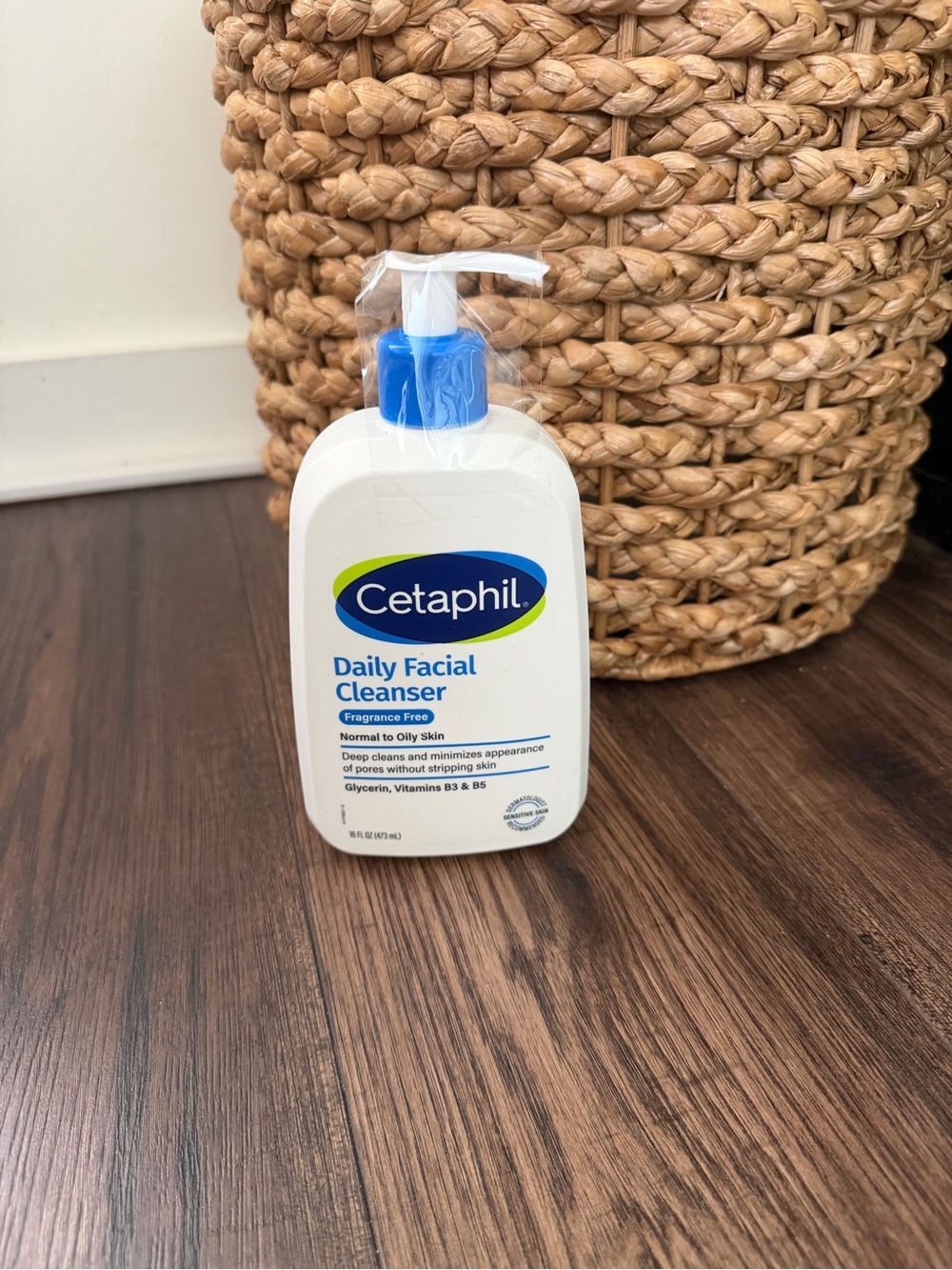 Cetaphil Face Wash, Daily Facial Cleanser for Sensitive Normal to Oily Skin 16oz